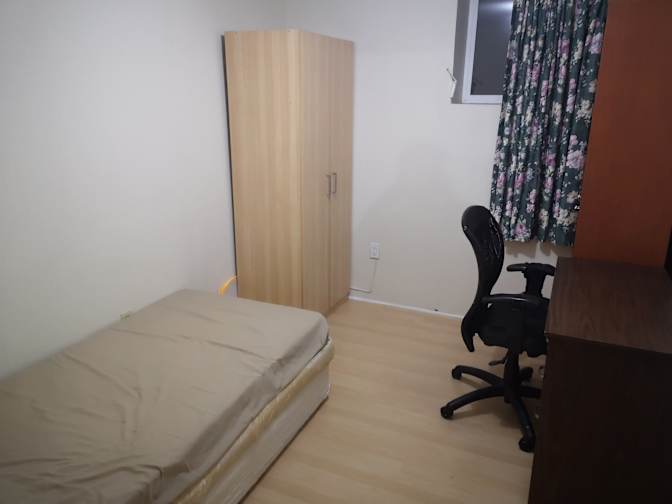 YINGJIAN SONG's room