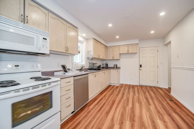 Photo of MAPS Rentals Inc's room