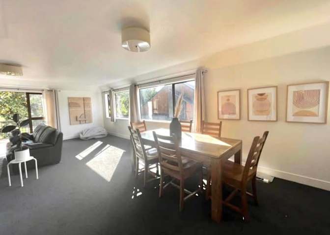 Photo of Antony's room