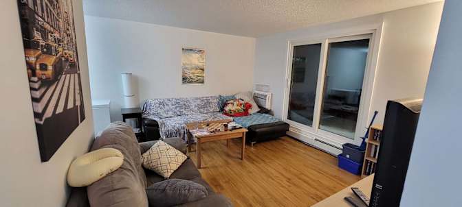 Photo of Dragos's room