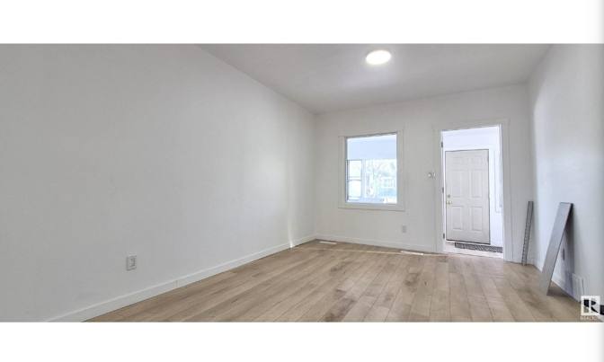 Photo of Esther's room