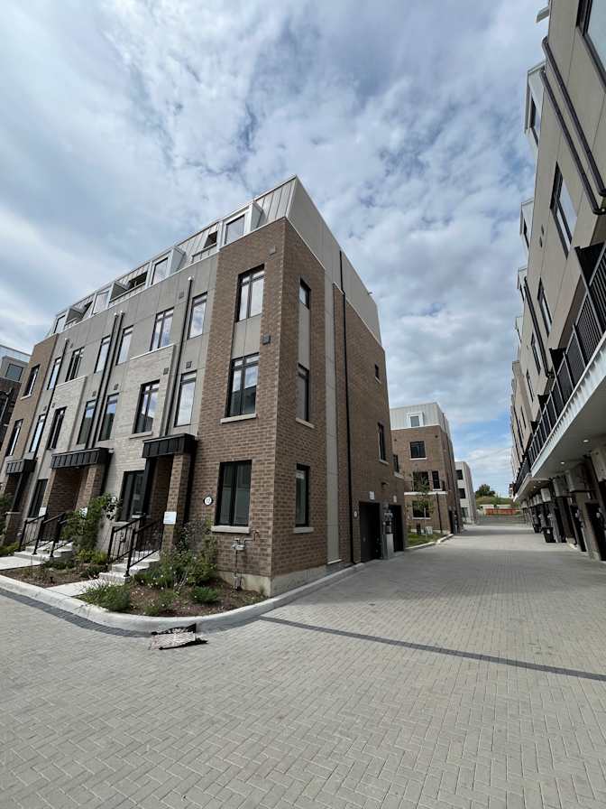 All-Females home's room