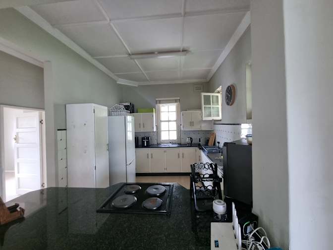 Photo of Guru Santillan's room