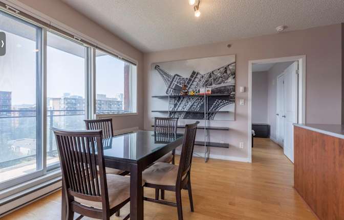 Anika Bahadur's room