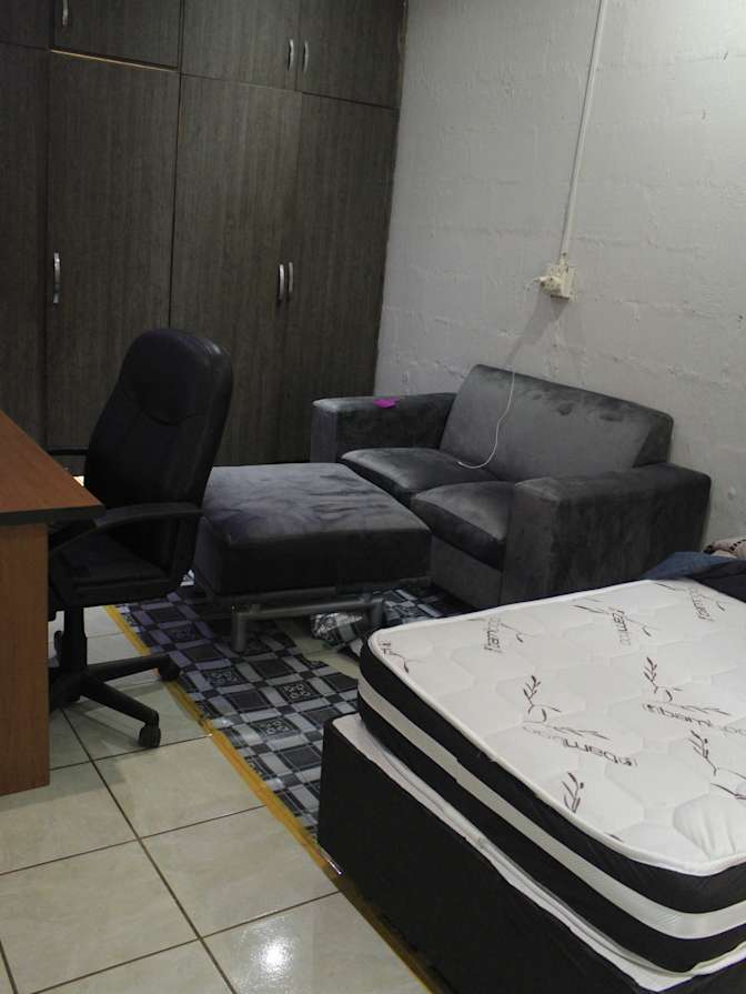Photo of za one point's room