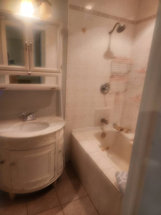 Neibert Jones's room