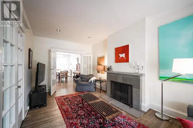 Ariel Benavidez's room