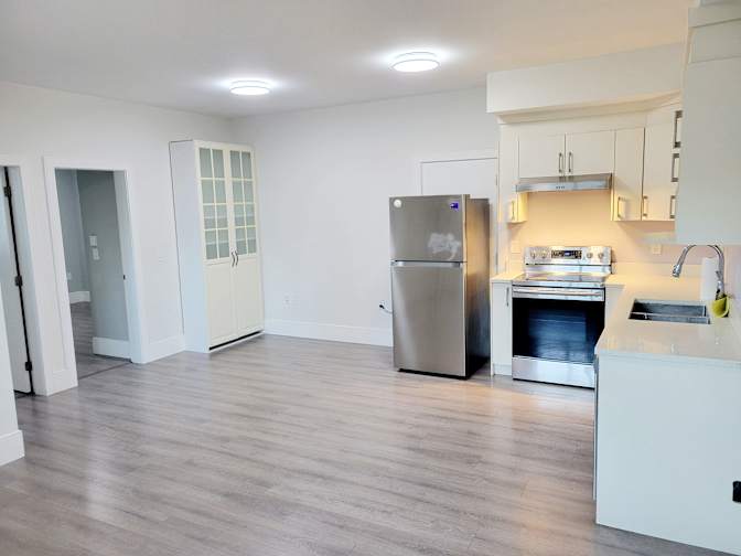 Aurangzeb Mangut's room