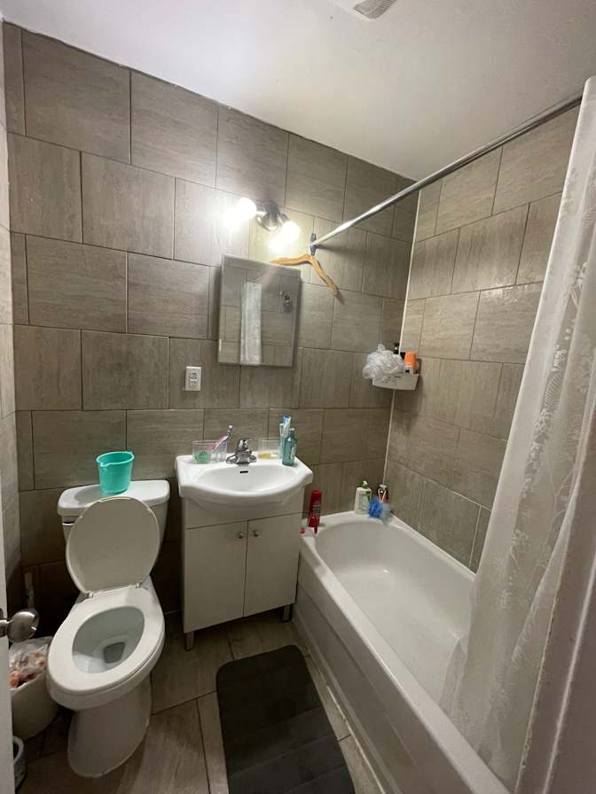 Kezia Jennifer's room