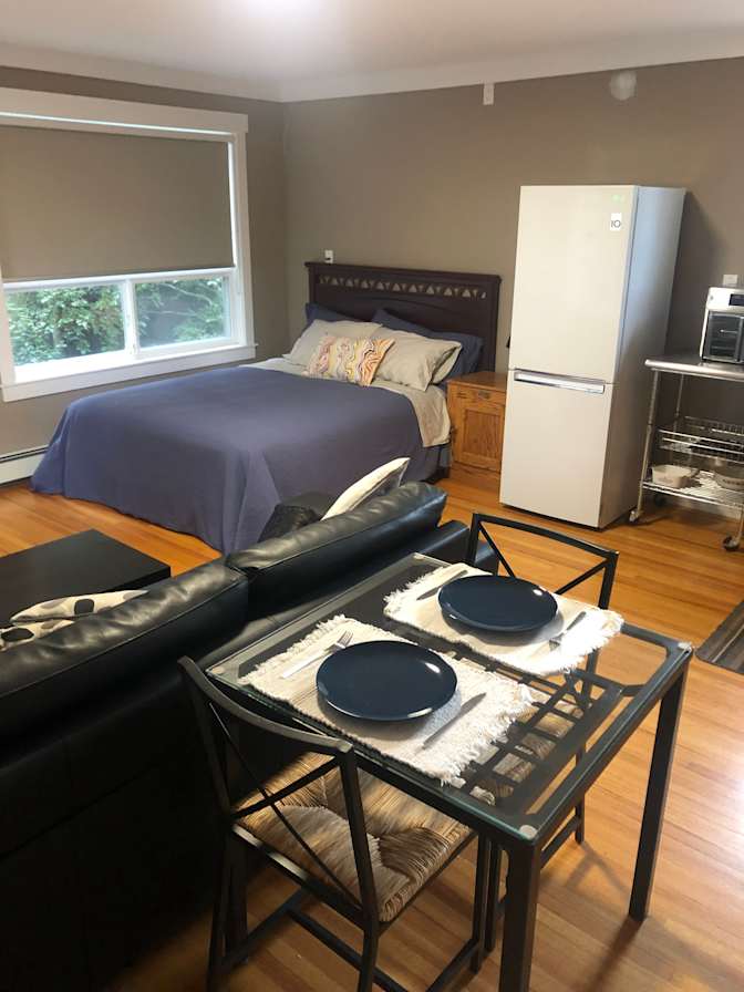 Andrew Miloglav's room