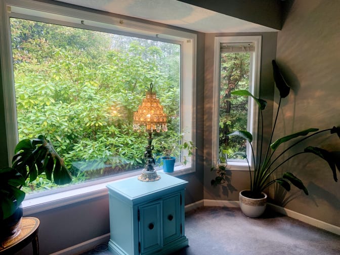 Maxine Fischer's room