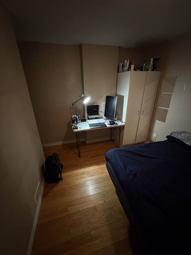 Agishan Thaya's room