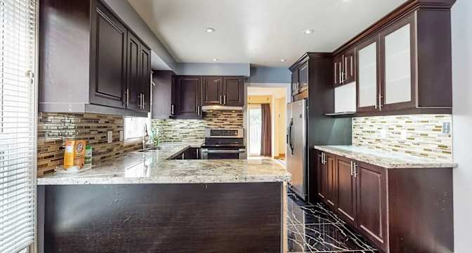 Achleswar Premanand's room