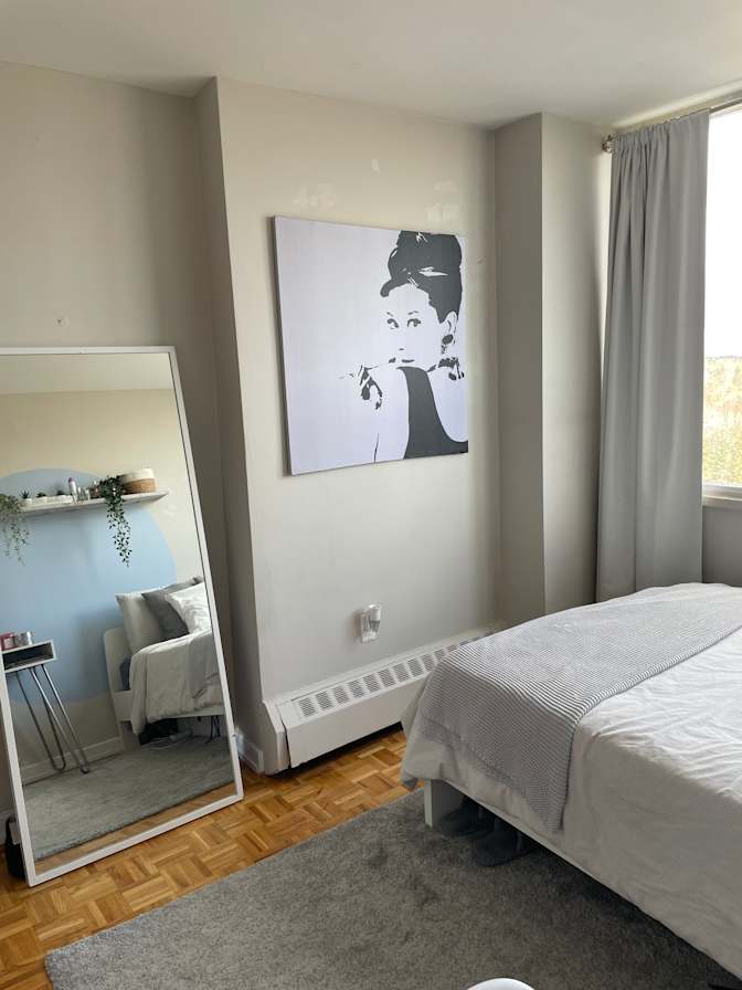 Photo of Sophia's room