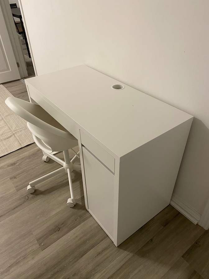 Meisam Rostaminia's room