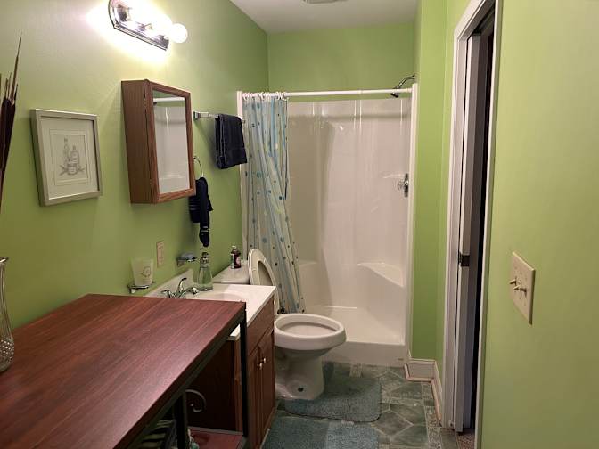 Private room to rent in share house Pineville Road,...