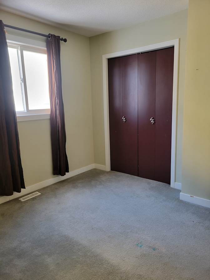 Photo of Bergen's room