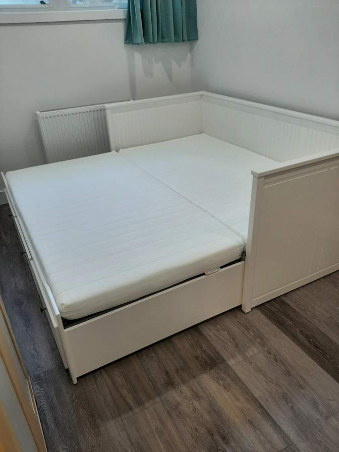 Photo of Oliver's room