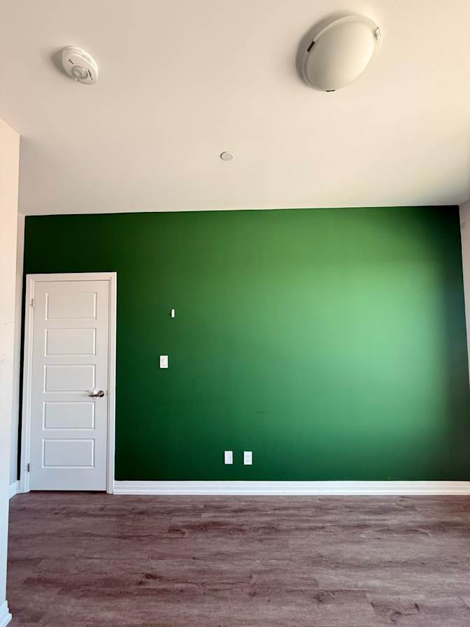 Aminchap Ricadela's room