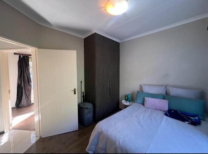 Photo of Naledi's room