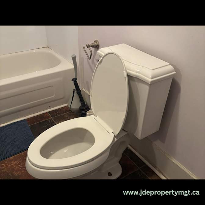 JDE Property Management Inc.'s room