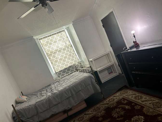 Photo of Claudia's room