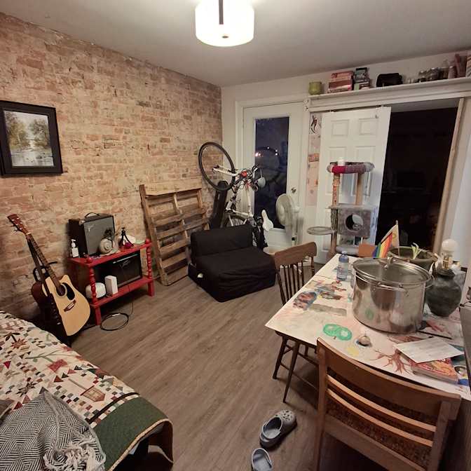 Photo of Rowen's room