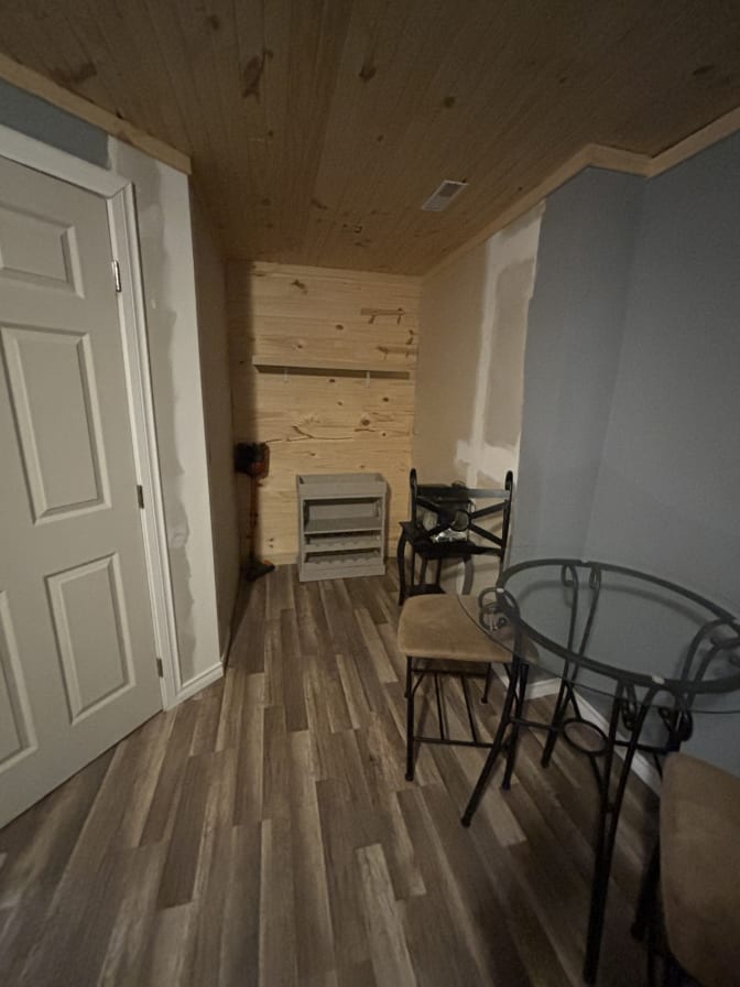 Tarryl Hektner's room