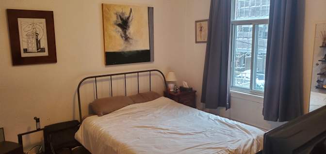 Isla Robertson's room