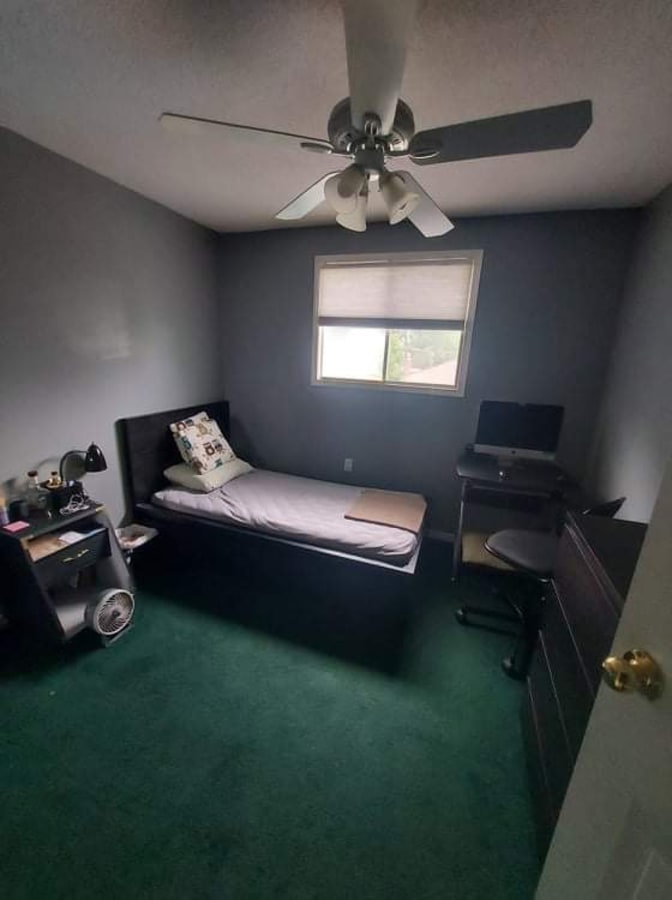 Photo of Lynda's room