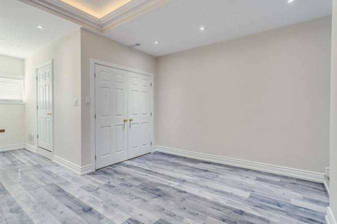 Bobby Sharifian's room