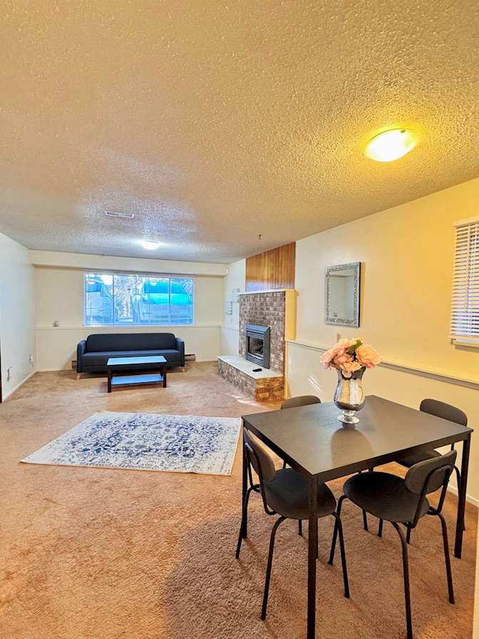 Photo of Peyman Zar's room