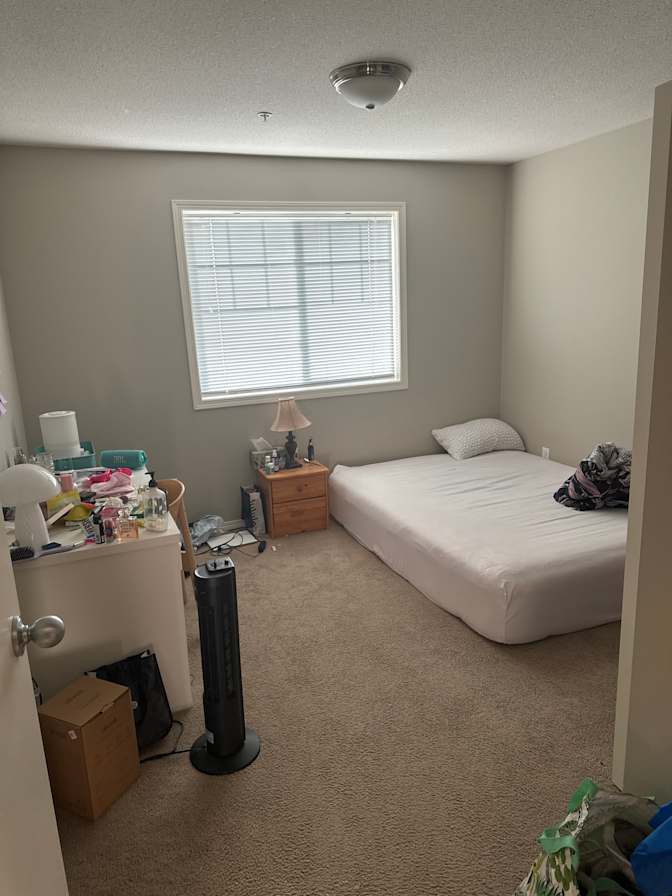Darren's room