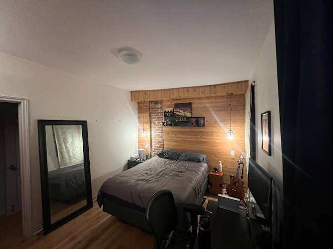 Photo of Chris Tomczak's room