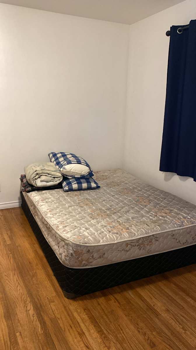 Photo of Cesar San Vicente's room