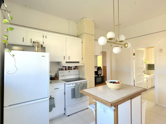 Photo of Caitlin Lepla's room