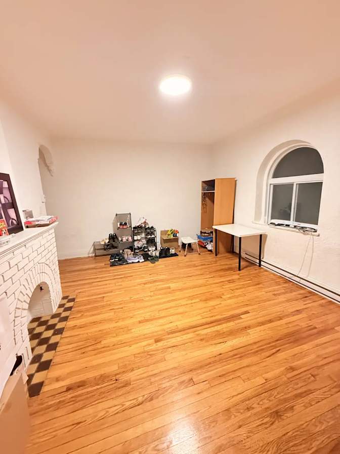 Preethi Badethala Ashokkumar's room