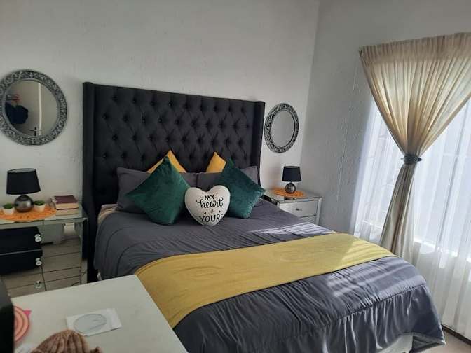 Photo of Ntosh's room