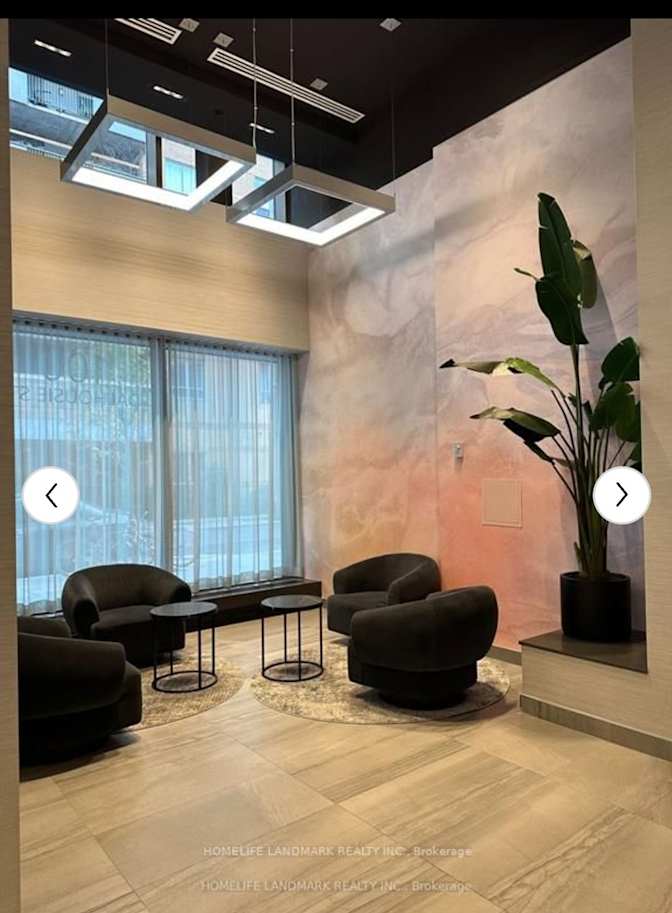 Akash Bagaria's room