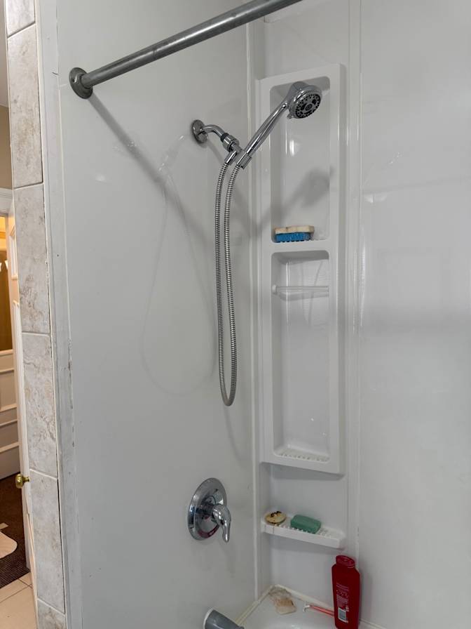 Robert Perault's room