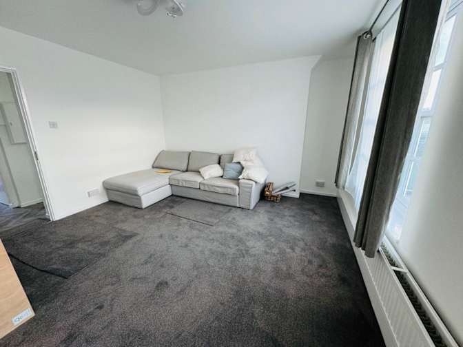 Photo of Keigen Sueishi's room