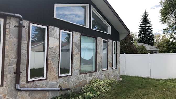 Angela Rinella's room