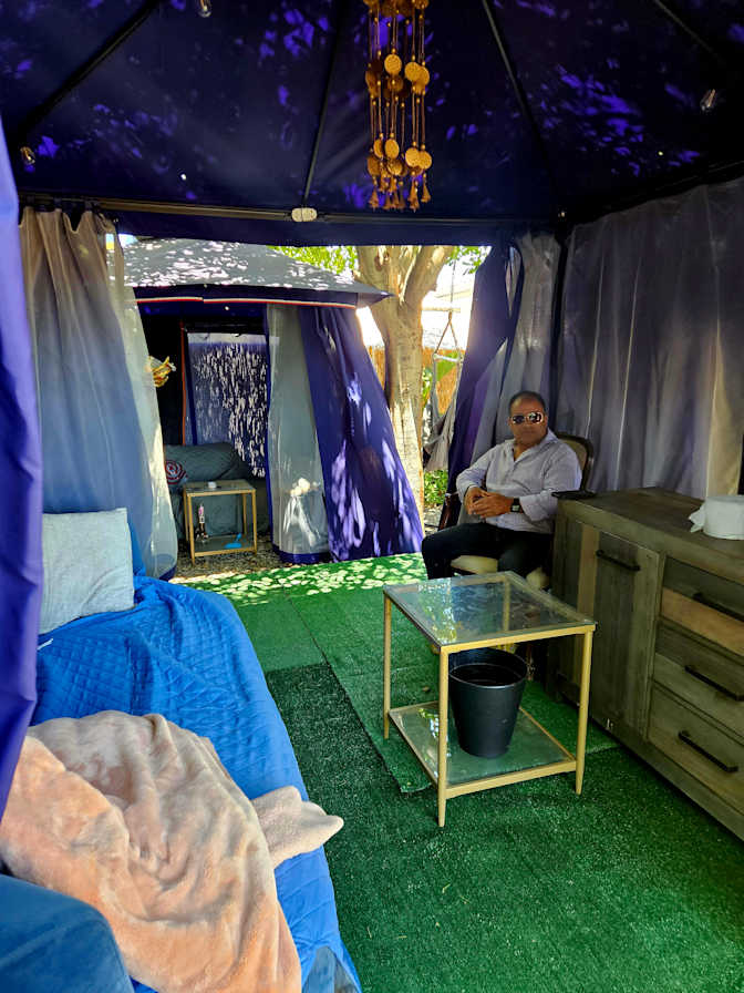 Photo of Geoffrey's room