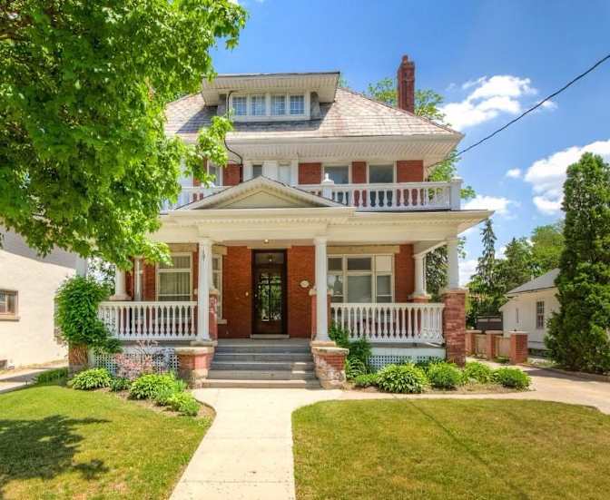 Waterloo Street's room