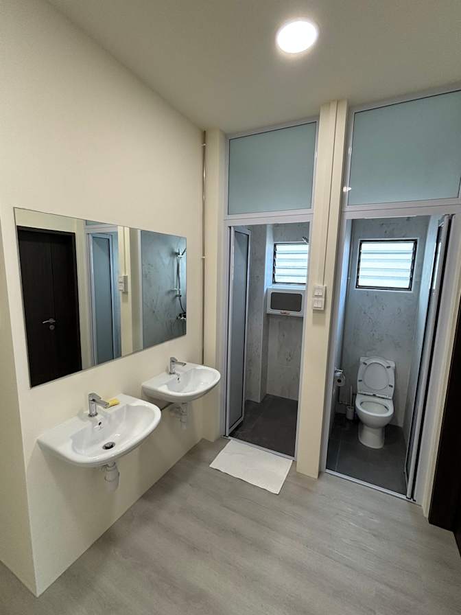 Photo of Harry Lee's room