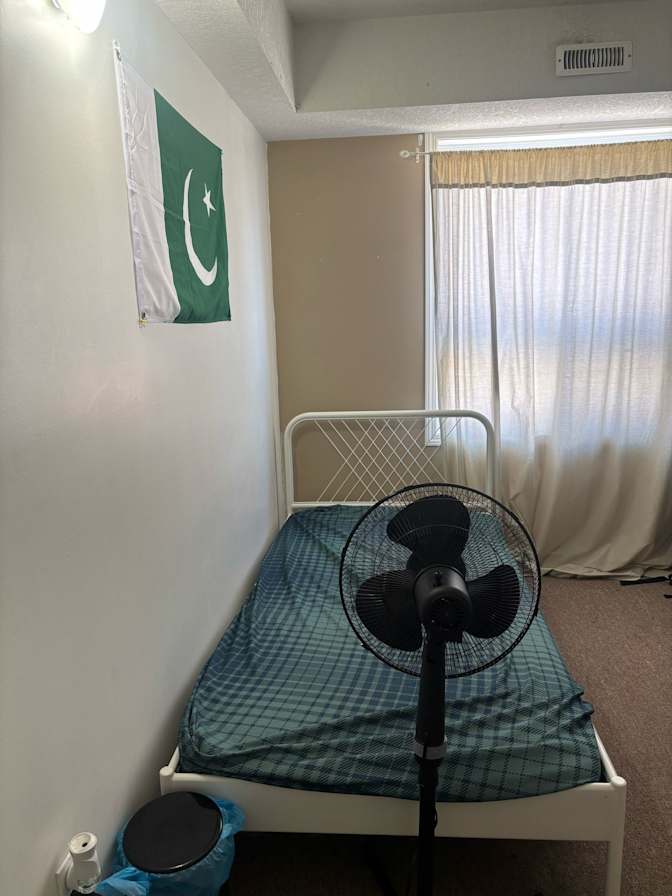 Usayd Farooq's room