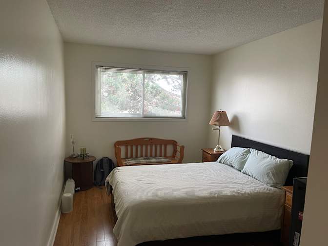 Photo of Mark A Henke's room