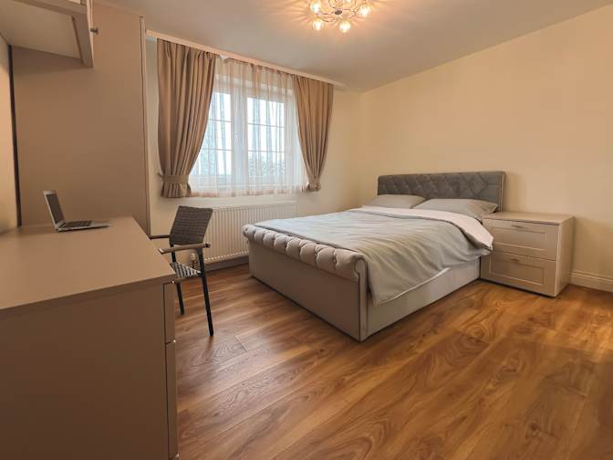 Photo of Muzy Yak's room
