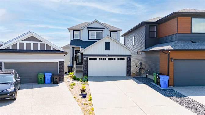 Meng Qiong Huang's room