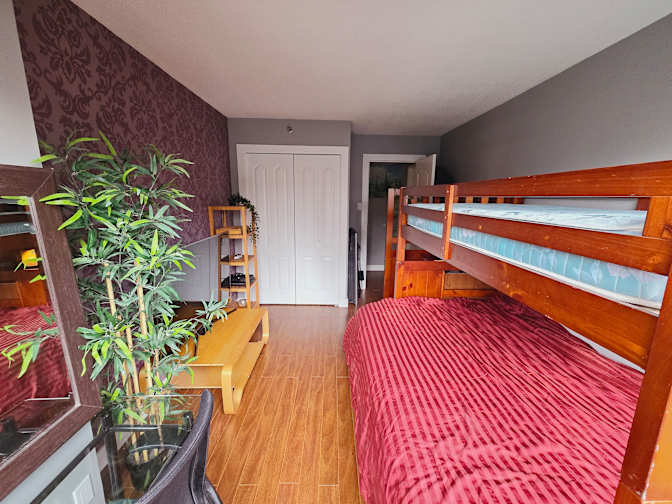 Photo of Aaron's room